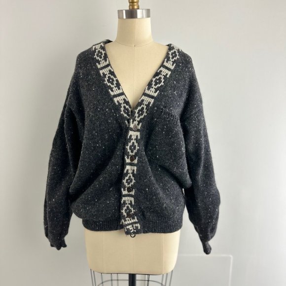 Vintage SISLEY Italy Gray Wool Grunge Boyfriend Cardigan Sweater - Picture 2 of 10